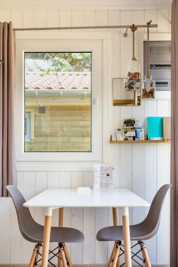 Holiday home Les Minis Homes Du Bugey - Eco-lodge Nature ,un Refuge En Hyper Centre Amberieu-en-Bugey